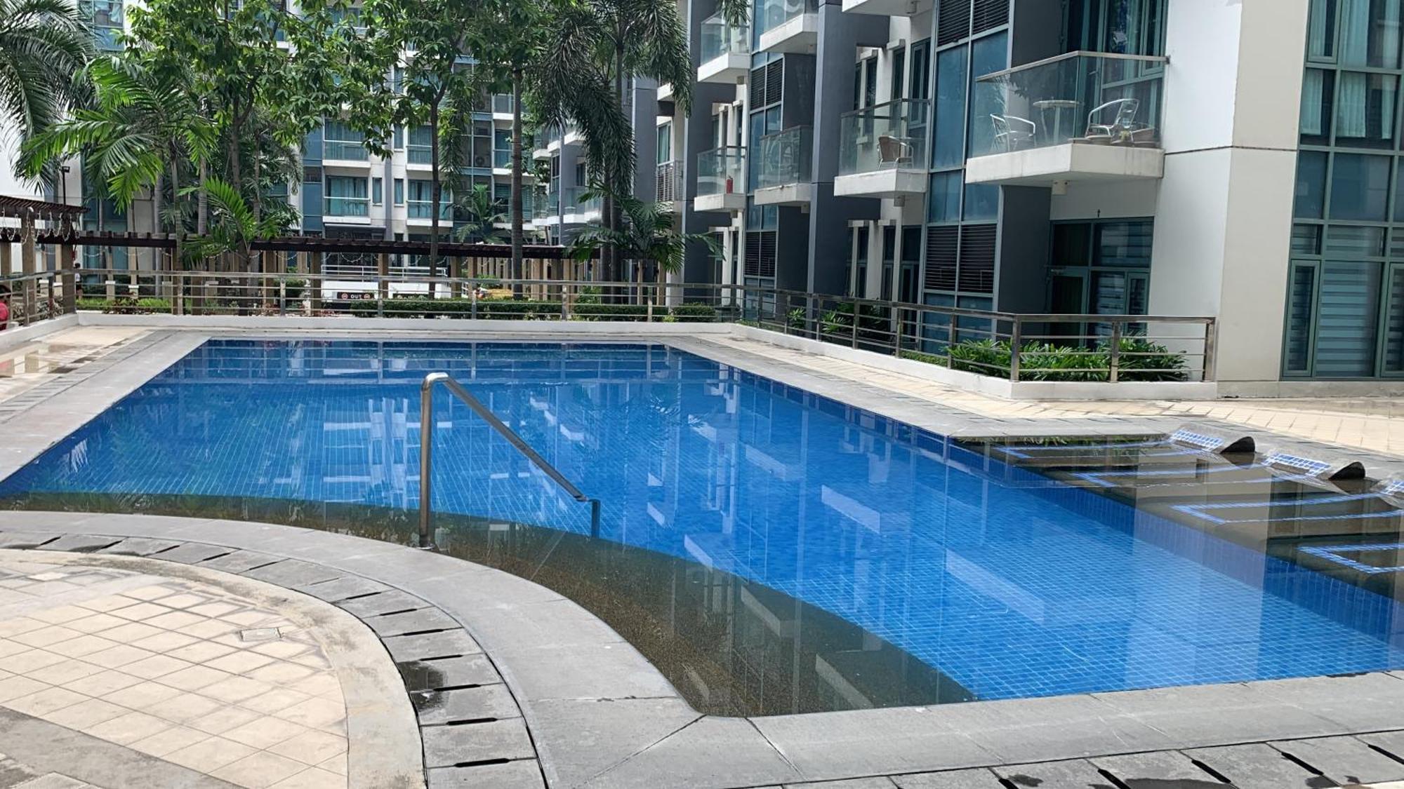 One Palm Tree Villas Condominium - Studio 2Nd Fl With Balcony - Across Terminal 3 Airport Pasay Exterior photo
